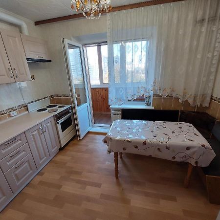2К Апартаменты Ул.Ревуцкого 19/1 Kyiv Exterior photo